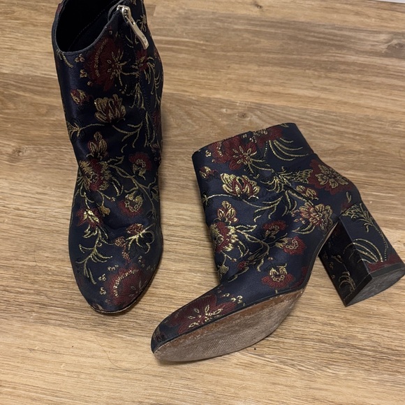 ANTONIO MELANI Navy and Burgundy Floral Ankle Boots - Picture 1 of 6